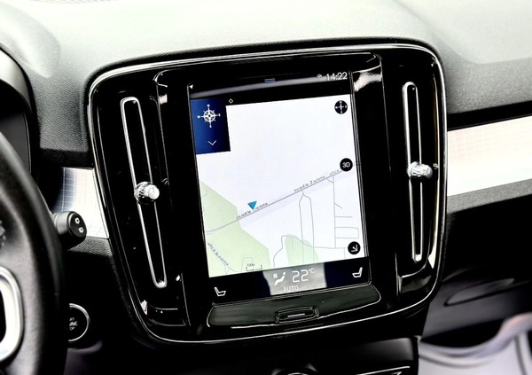 Volvo XC 40 cena 107999 przebieg: 139953, rok produkcji 2018 z Siewierz małe 781